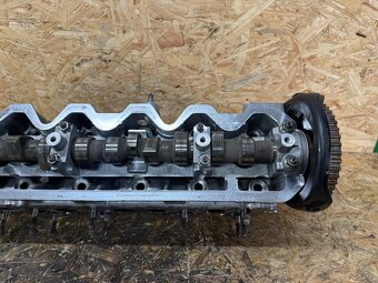 HLAVA MOTORU 2.5 TDI VW T4  074103373G - 5