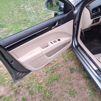 Skoda superb 2.0tdi 125kw dsg - 5