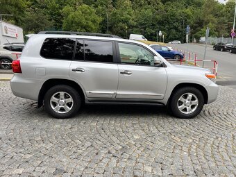 Toyota land cruiser V8 4x4 automat TOPSTAV 93 000km - 5