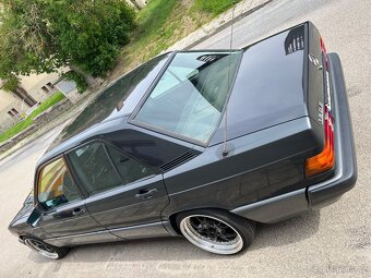 Mercedes w201 190e - 5