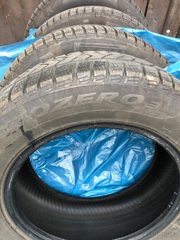 Pirelli SottoZero zimní 215/60 R16  - prodám - 5