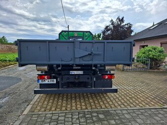 Renault nosič kontejnerů. - 5