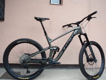 Enduro Trek Slash 7 -odpružení RS Ultimate, stav nového kola - 5