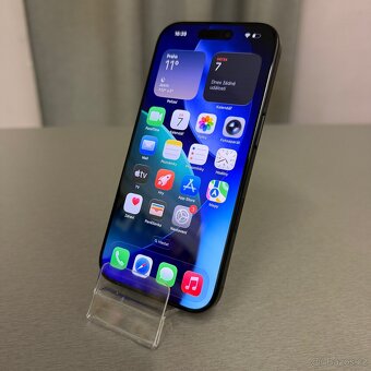 iPhone 16 Pro 256GB černý, 12 měsíců záruka - 5