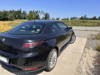 Alfa romeo gt - 5