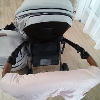 Kočárek Roan Bloom po 1. majitelce - 5