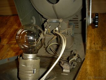 DIVADELNÍ REFLEKTOR... - 5