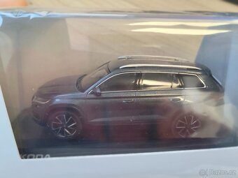 Kodiaq 1 kovový model 1:43 Norev - 5