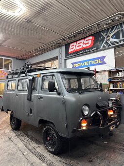 UAZ Buchanka 2206 - 5