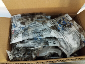 Stavebnice: Star Wars AT-AT 2190 dílku - 5