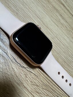 Apple Watch 5 40mm - 5