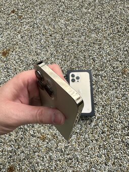 iPhone 13 pro max - baterie 100% - 5