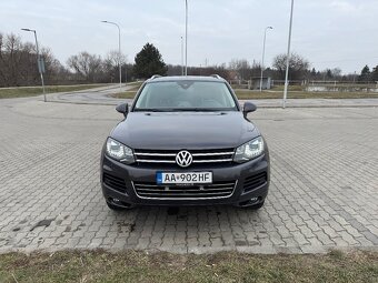 Predávam Volkswagen touareg 3.0 180 kW VW - 5