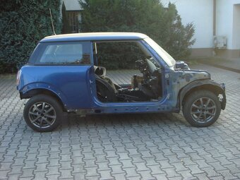 Mini Cooper 1.4i R56 skelet na díly - 5