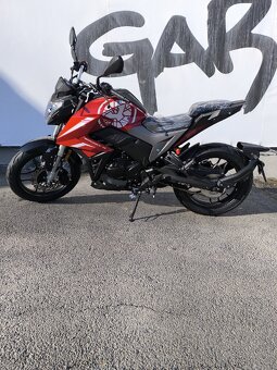 Yuki 125i Sport R - 5