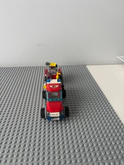 lego city 7942 - 5