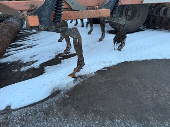 Kypřič Simba SL 700 - 5