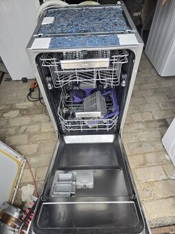 Myčka Beko 45cm - 5