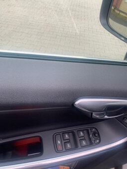 Volvo XC60, 2.4 D4 140kW AWD / ČR - 5