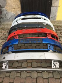 Fabia 3 kapoty,světla,nárazníky,blatníky,dveře. - 5