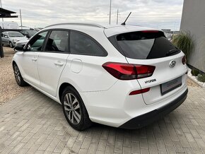 Hyundai i30 Combi 1.4 T-GDI 103KW EDICE GO, Servisní kniha. - 5