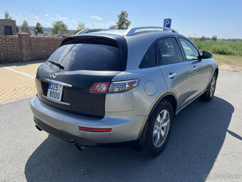 INFINITY FX35 3.5 206kW •Najeto 239tis/km - 5