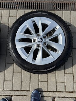 Alu kola Rotare Škoda Octavia 4 205/55/17 zimní - 5