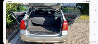 Toyota Avensis - 5