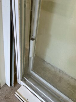 Zasklení na balkon – 3 posuvná skla + 3 matné tabule, nepošk - 5