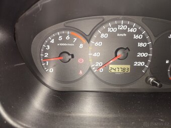 Honda Civic 1.4.v-tech r.v. 2002 - 5