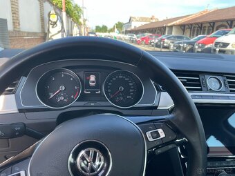Volkswagen Passat R-Line, 2.0 TDI 110 kW - 5