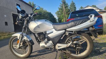 Yuki 125 Sport - 5