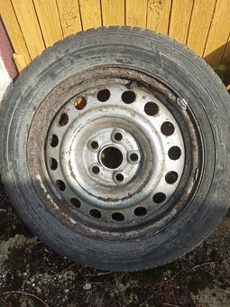 Prodám zimní pneu na discích 195/60/R16 C - 5