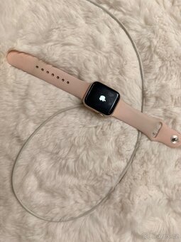 Apple watch SE 40mm - 5