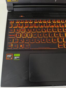 Prodám herní notebook Acer Nitro V 16 se zárukou do 2028 - 5