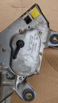 Mercedes ML 163 - Stěrač zadní - 5