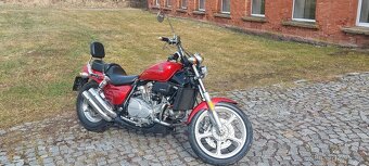 Honda VF 700 C Supermagna - 5