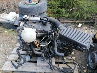 Motor 1.9  TDI i s převodovkou  s Vw golf4 - 5