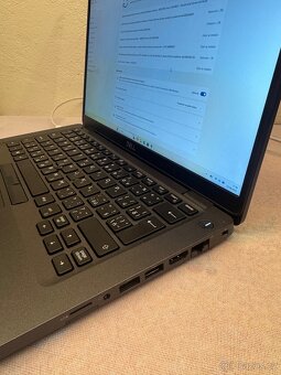 Dell Latitude 5400 dotykový - 5