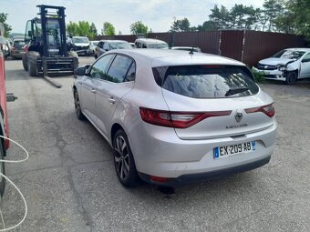 Renault Mégane IV 1,3i TCe - 5