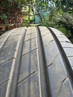 Goodyear efficientgrip 2 suv 215/65 r17 - 5
