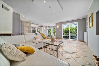 Prodej Rodinného domu 6+1 se zahradou 1152m2 - Skalice u HK - 5