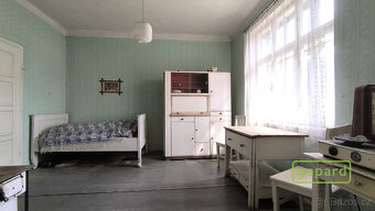 Samostatně stojící RD s velkou zahradou v obci Tavíkovice - 5