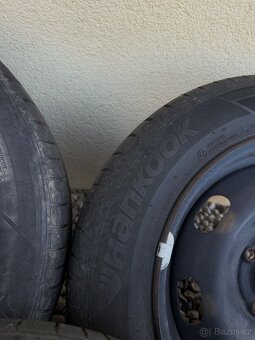 Plechové disky 4x108 15 s letním pneu 185/65 R15 - 5