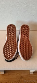 Oranžové dívčí vzorované tenisky Vans - 5