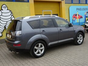 Mitsubishi Outlander 2.2 TD 4x4 7 míst, - 5