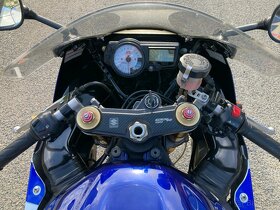 Rozprodam na nahradni dily SUZUKI GSX-R 1000 K3/K4 - 5