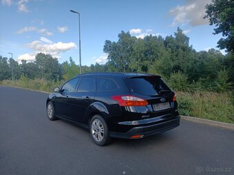 Ford Focus 1.6 77 kW benzín .Najeto 63 tis km - 5