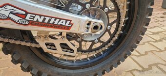 Kawasaki kx 450 - 5