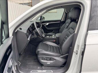 Volkswagen Touareg 3,0 TDI,210kW,R-line,1.maj.,ČR - 5